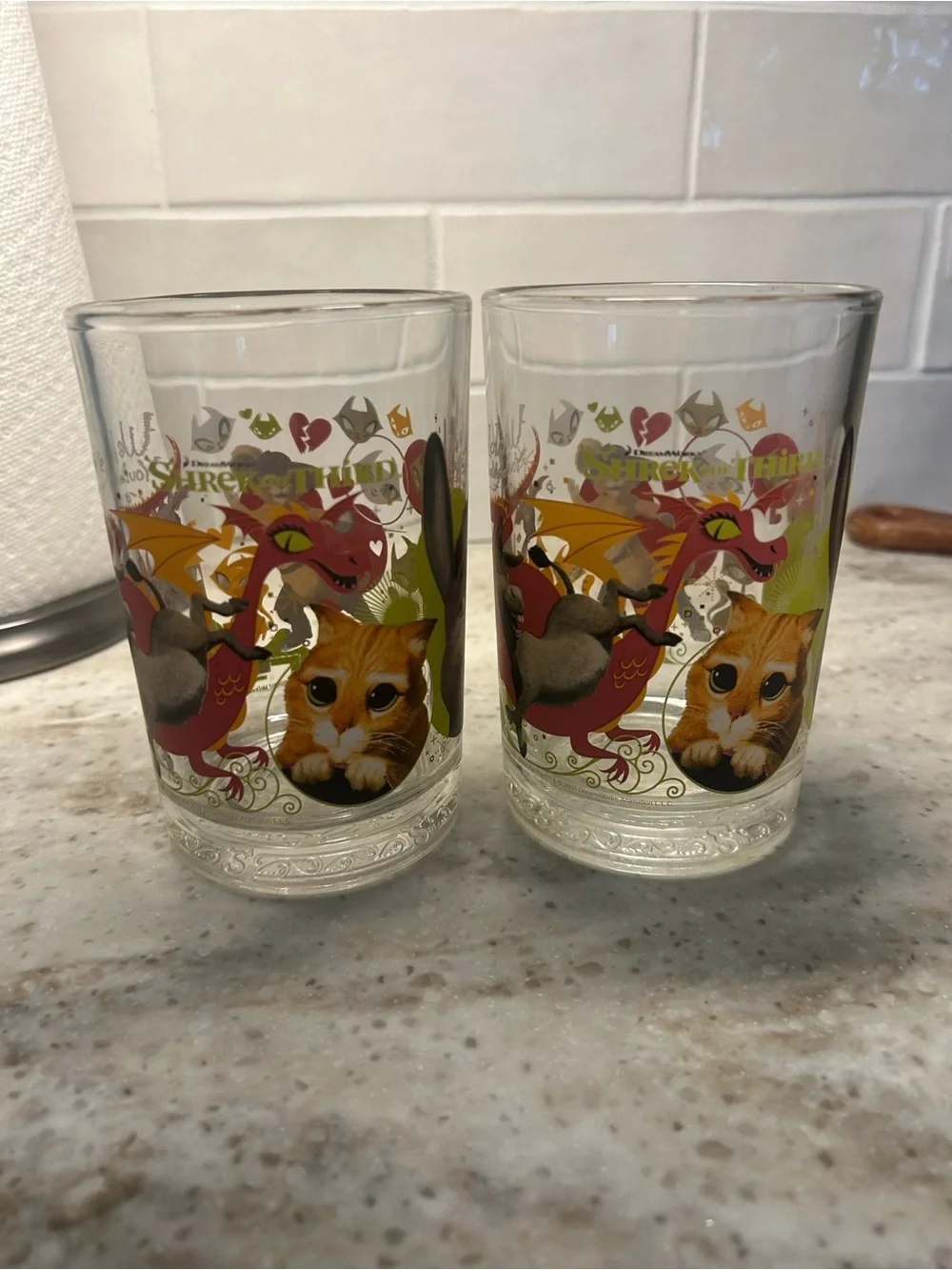 McDonalds VTG Shrek Glasses Set Of 2